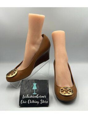 Tory Burch Women's Tan Leather Gold Logo Accent Sophie Wedge Heels Size 10 3333